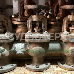 526-03.095 Коробка трехклапанная невозвратно-запорная фланцевая с уплотнением запорного органа металл по металлу сальниковая ДУ-50
